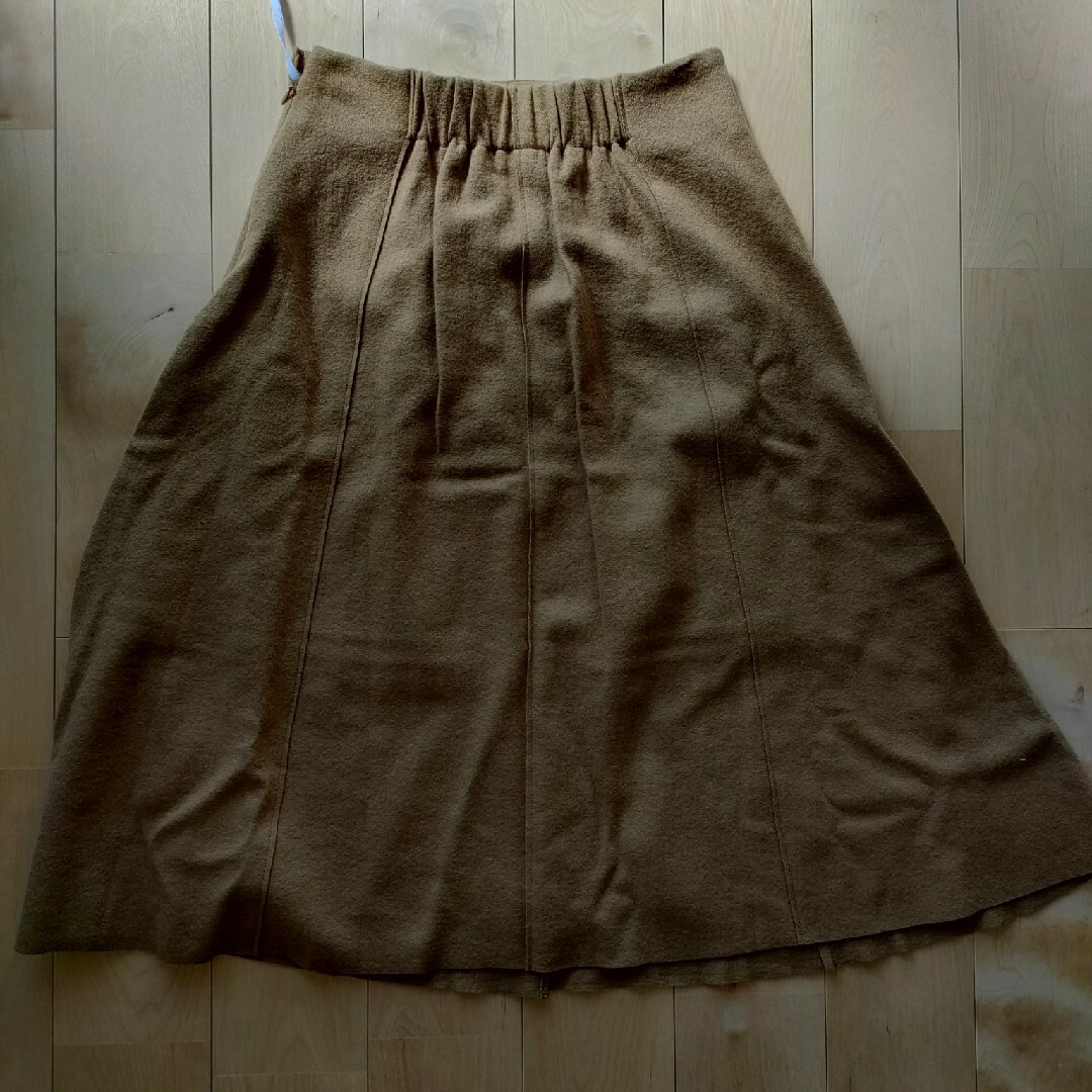 1.8万新品ウールスカートブラウンベージュ レディースのスカート(ロングスカート)の商品写真