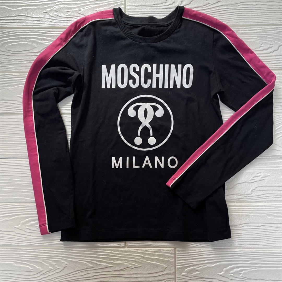 MOSCHINO(モスキーノ)のMOSCHINO レディース　ロンＴ レディースのトップス(Tシャツ(長袖/七分))の商品写真