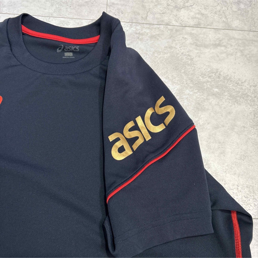 asics(アシックス)のasics Tシャツ　インナー　半袖 スポーツ/アウトドアのサッカー/フットサル(ウェア)の商品写真