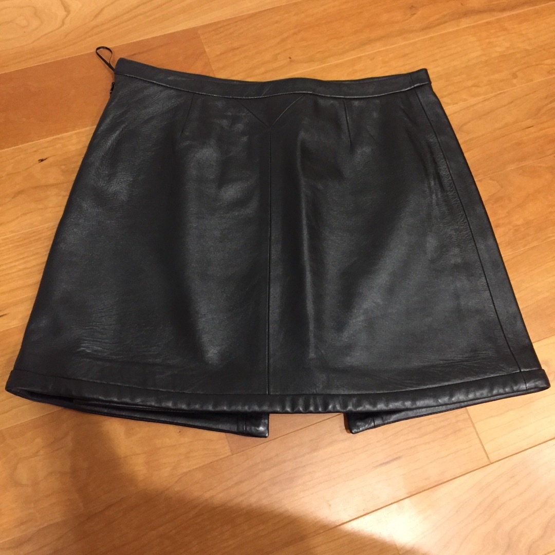 スカート【美品】LOUIS VUITTON  ルイヴィトン『レザースカート size40