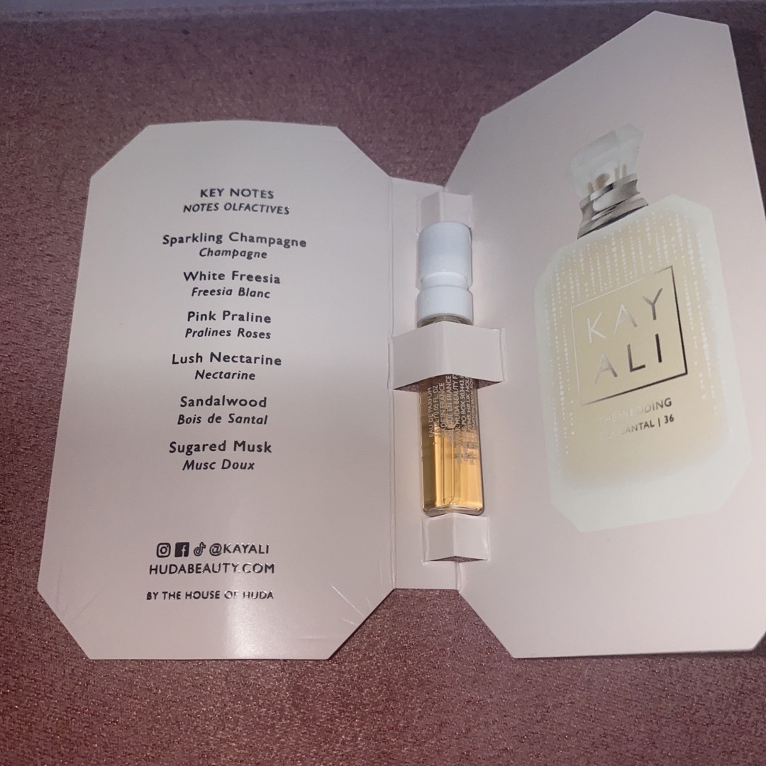 Sephora(セフォラ)のKayali the wedding silk santal Sephora エンタメ/ホビーの本(洋書)の商品写真