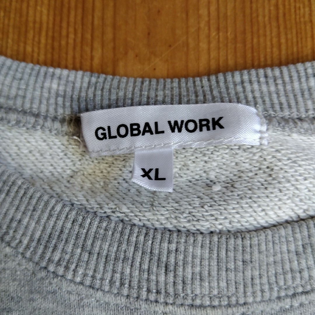 GLOBAL WORK(グローバルワーク)の♡GLOBAL WORK　キッズ恐竜柄トレーナー キッズ/ベビー/マタニティのキッズ服男の子用(90cm~)(Tシャツ/カットソー)の商品写真