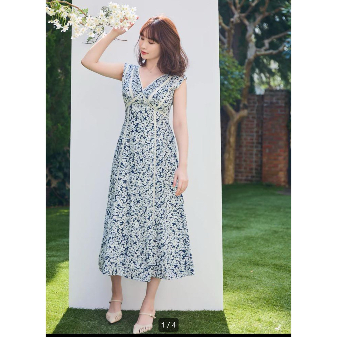 Her lip to(ハーリップトゥ)のherlipto Lace Trimmed Floral Dress フローラル レディースのワンピース(ロングワンピース/マキシワンピース)の商品写真