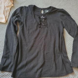 ｷｯｽﾞ130🐱ブラックロングTｼｬﾂ🎀(Tシャツ/カットソー)