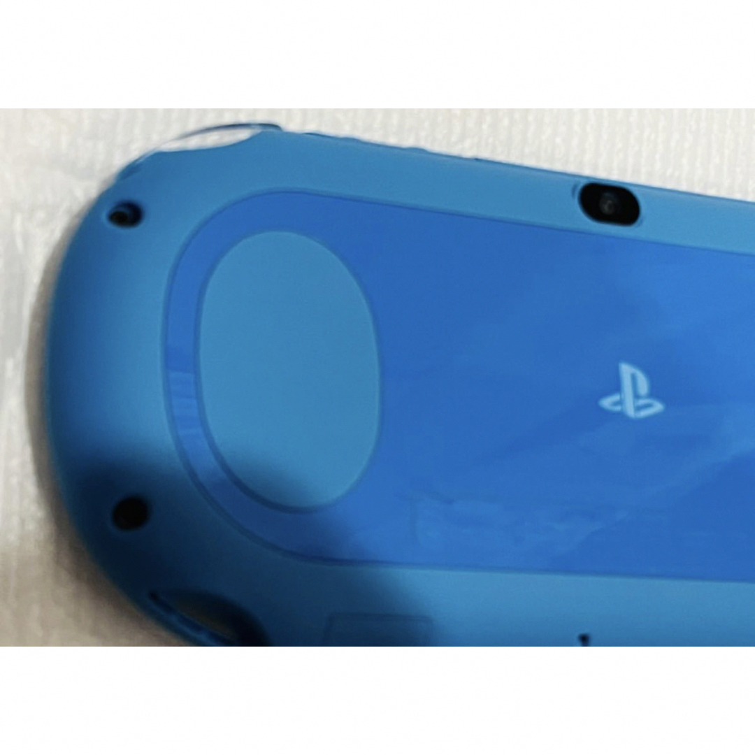 PlayStation Vita(プレイステーションヴィータ)の新品同様 ほぼ未使用　PS vita  PCH-2000  アクアブルー  エンタメ/ホビーのゲームソフト/ゲーム機本体(携帯用ゲーム機本体)の商品写真