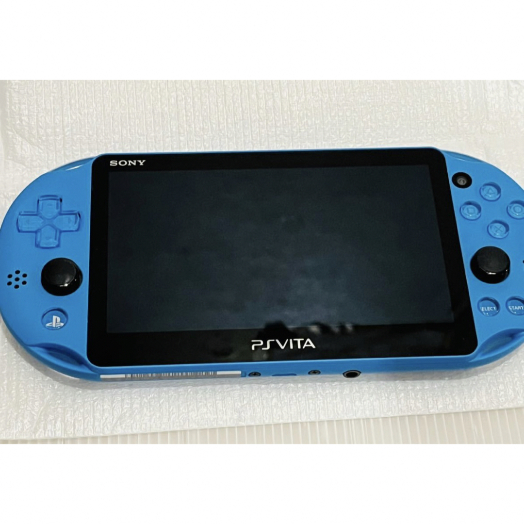 PlayStation Vita(プレイステーションヴィータ)の新品同様 ほぼ未使用　PS vita  PCH-2000  アクアブルー  エンタメ/ホビーのゲームソフト/ゲーム機本体(携帯用ゲーム機本体)の商品写真