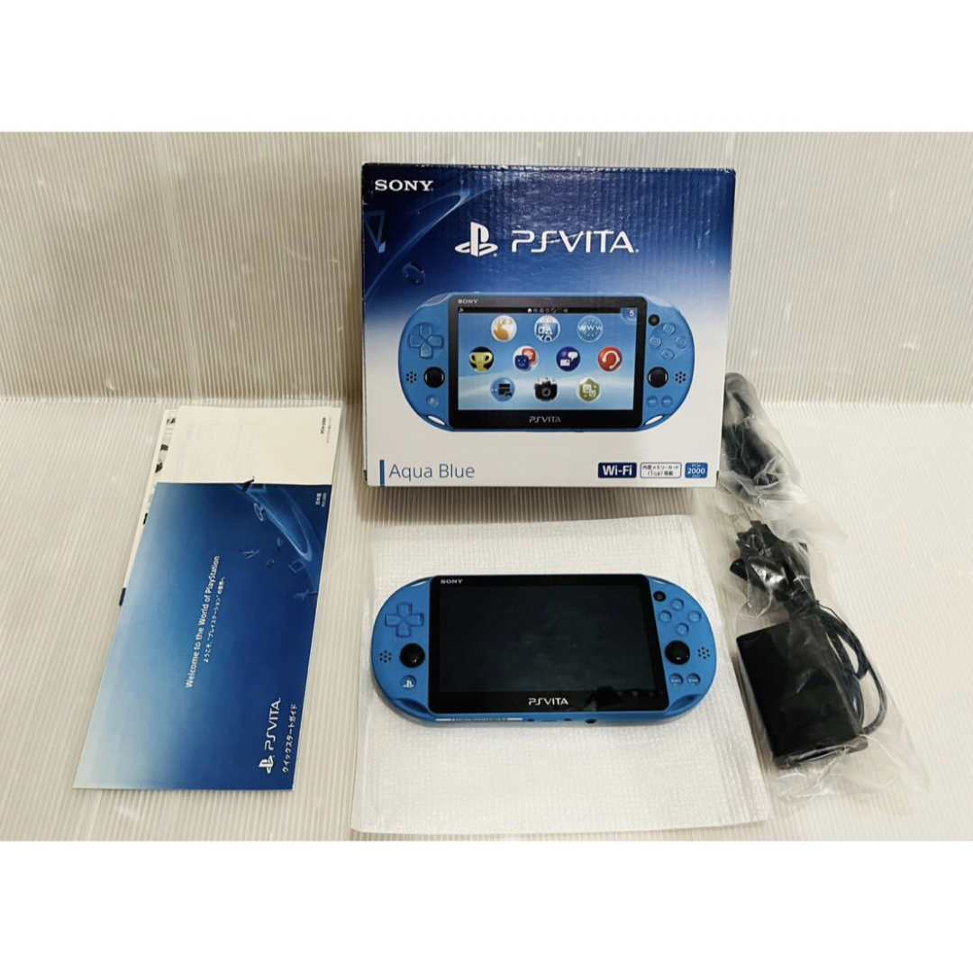 PlayStation Vita(プレイステーションヴィータ)の新品同様 ほぼ未使用　PS vita  PCH-2000  アクアブルー  エンタメ/ホビーのゲームソフト/ゲーム機本体(携帯用ゲーム機本体)の商品写真