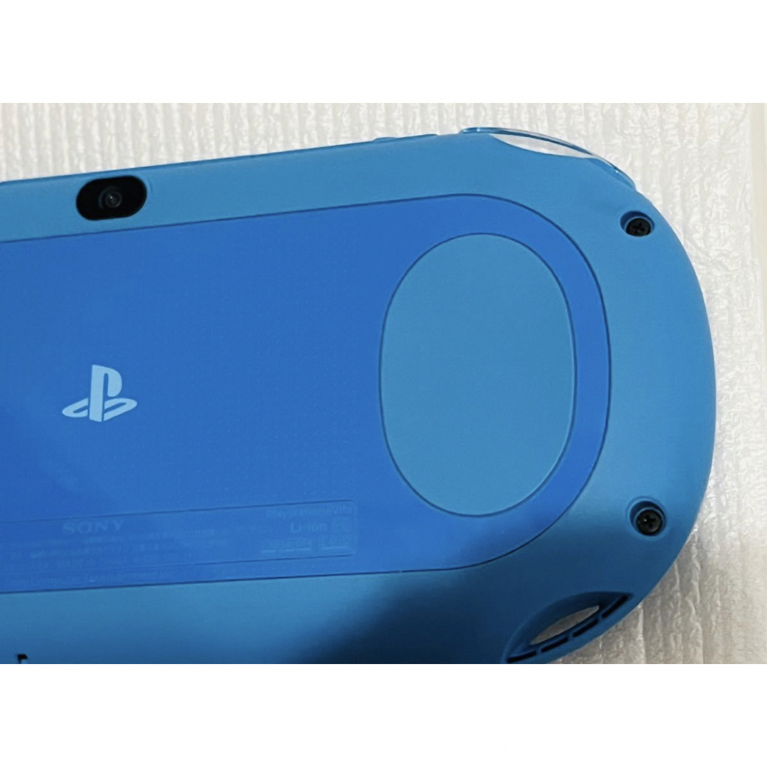 PlayStation Vita(プレイステーションヴィータ)の新品同様 ほぼ未使用　PS vita  PCH-2000  アクアブルー  エンタメ/ホビーのゲームソフト/ゲーム機本体(携帯用ゲーム機本体)の商品写真