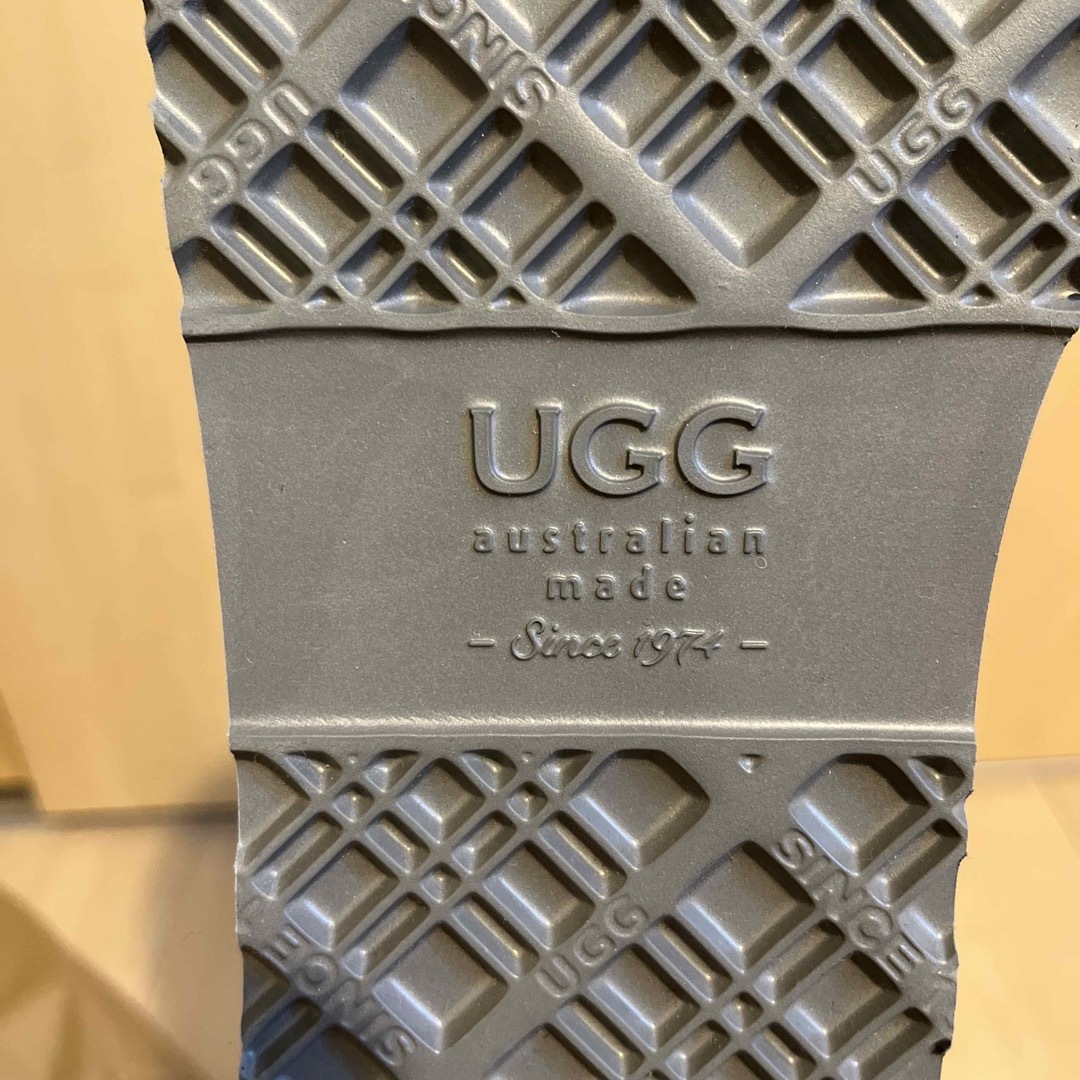 UGG AUSTRALIA(アグオーストラリア)のugg   新品未使用　made in Australia レディースの靴/シューズ(ブーツ)の商品写真