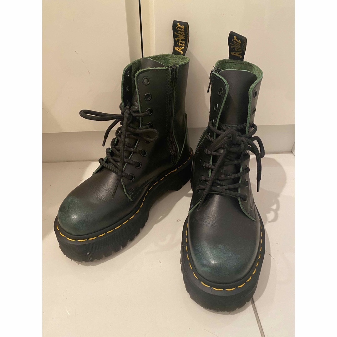 Dr.Martens(ドクターマーチン)の【新品】Dr.Martens Jadon NZ (Green) ドクターマーチン レディースの靴/シューズ(ブーツ)の商品写真