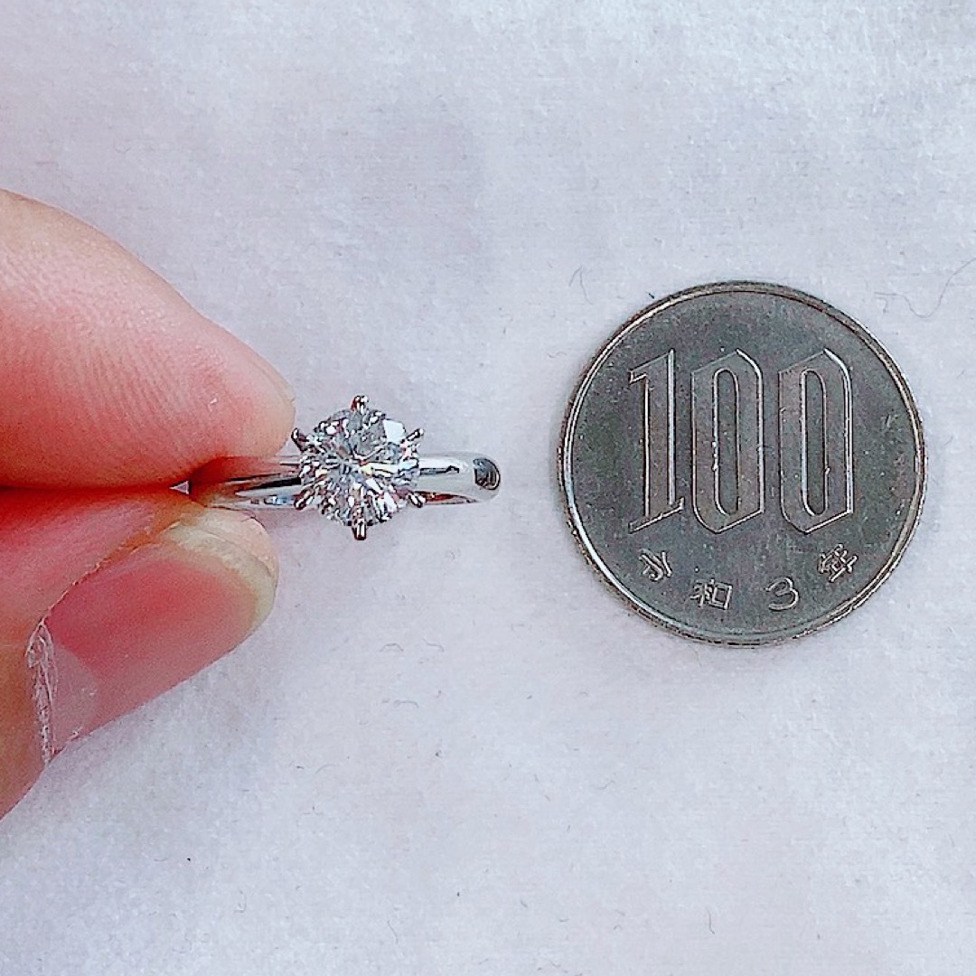 ★1.050ct★✨大粒ダイヤモンドプラチナリング指輪一粒 レディースのアクセサリー(リング(指輪))の商品写真