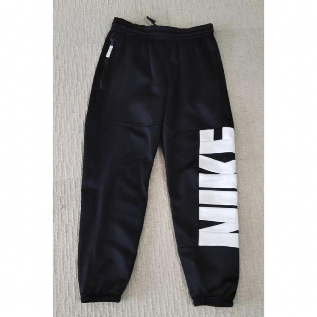 NIKE - 【激レア】ナイキ ビッグロゴ Therma-FIT ジョガーパンツ NIKE - 【激レア】ナイキ ビッグロゴ Therma-FIT ジョガーパンツ