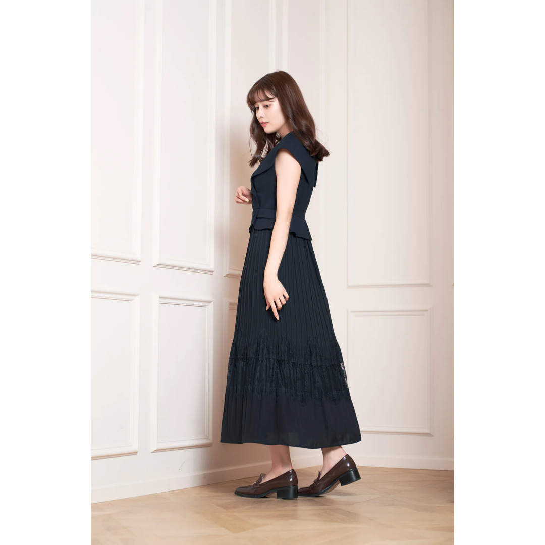 Herlipto  Siena Big Collar Pleated Dress