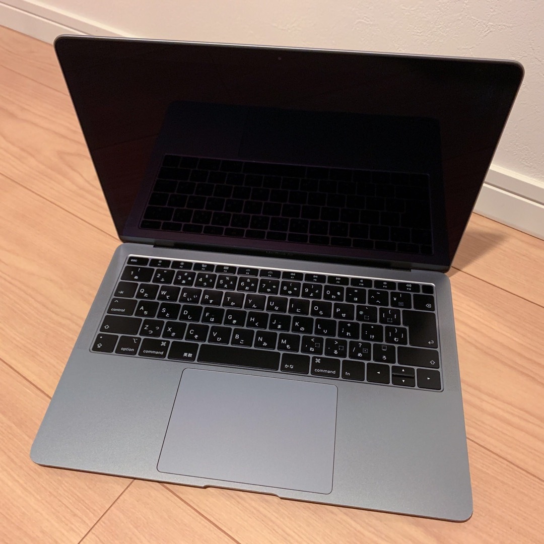 MacBook Air (Retina, 13インチ, 2019) 干せ シルバー MacBook Air (Retina, 13インチ, 2019) 干せ シルバー