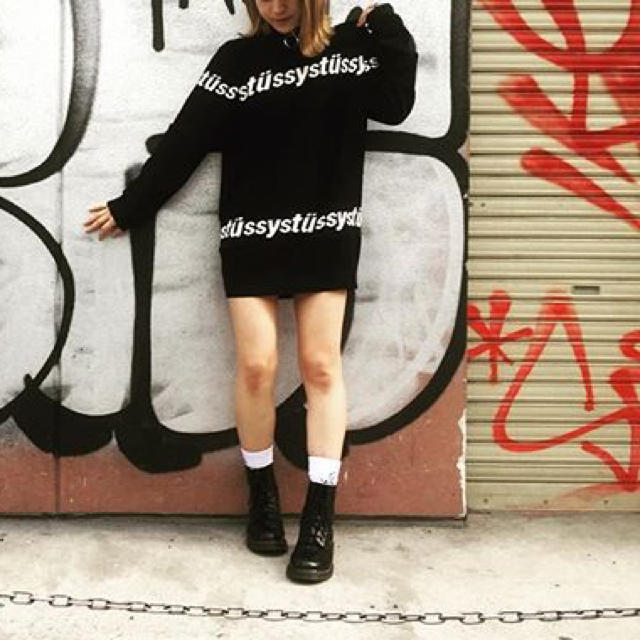 STUSSY(ステューシー)のstussy woman ニットワンピ レディースのトップス(ニット/セーター)の商品写真