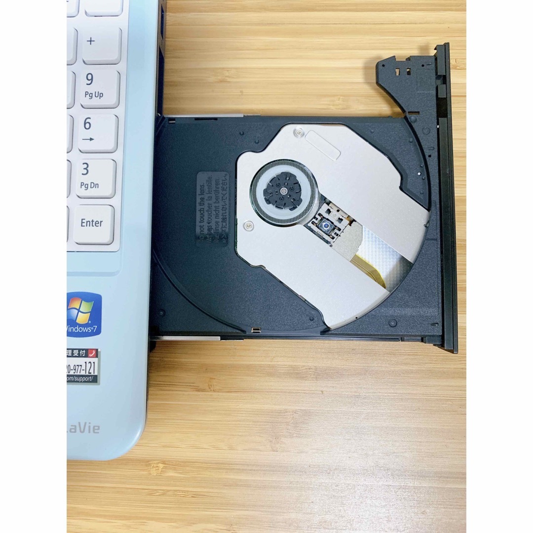 ラスト一台✨ノートパソコン core i5✨人気NEC✨可愛いPC✨すぐ使える