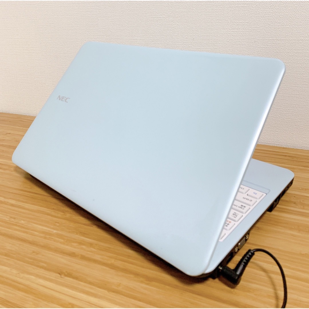 ラスト一台✨ノートパソコン　core i5✨人気NEC✨可愛いPC✨すぐ使える✨