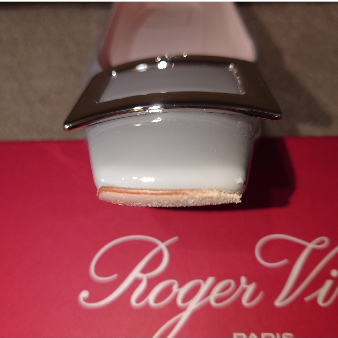 ROGER VIVIER(ロジェヴィヴィエ)のロジェヴィヴィエ　パンプス レディースの靴/シューズ(ハイヒール/パンプス)の商品写真