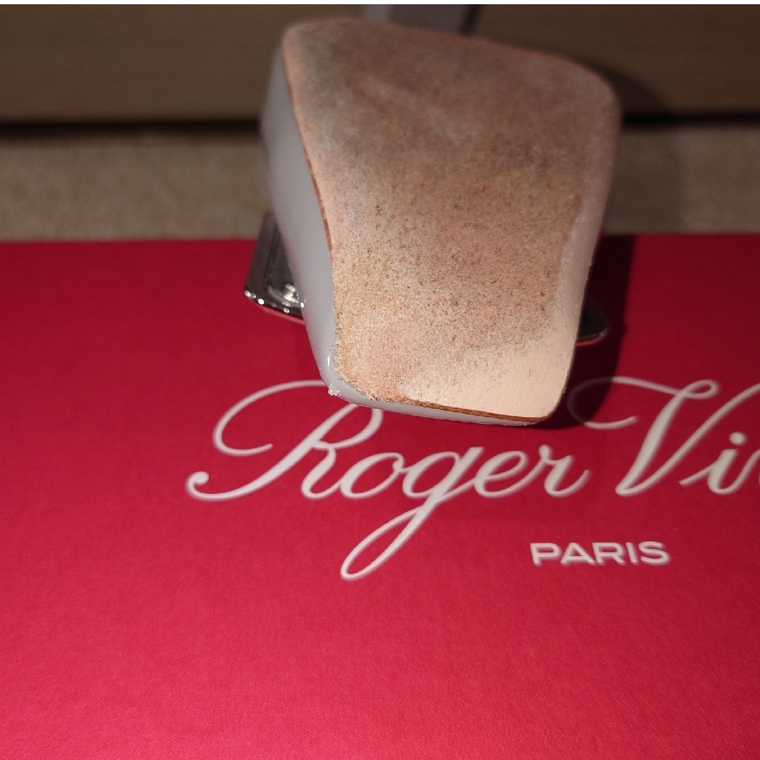 ROGER VIVIER(ロジェヴィヴィエ)のロジェヴィヴィエ　パンプス レディースの靴/シューズ(ハイヒール/パンプス)の商品写真