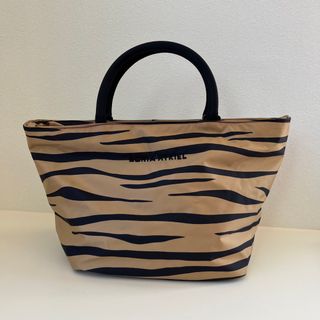 ソニアリキエル(SONIA RYKIEL)のSONIA RYKIEL  ソニアリキエル　ナイロントートバッグ　ゼブラ(トートバッグ)