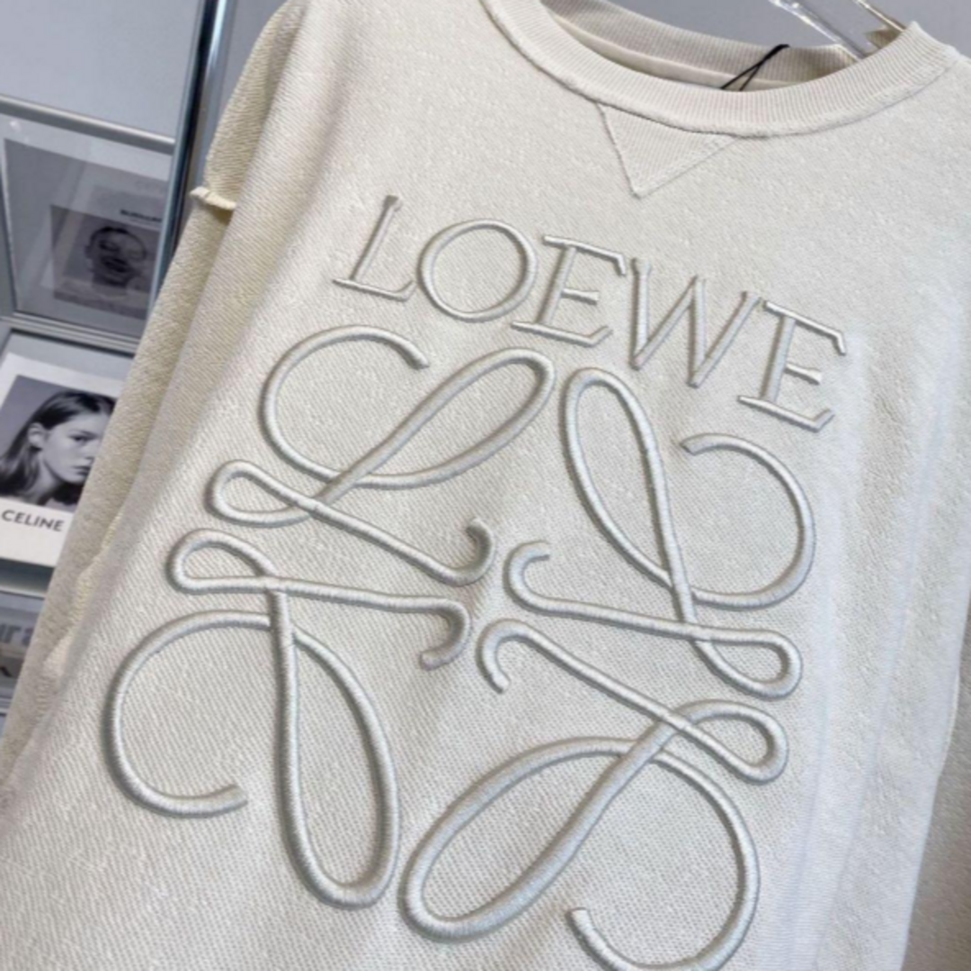 loeweローエベのロングスリーブ秋モデルです 新品~-