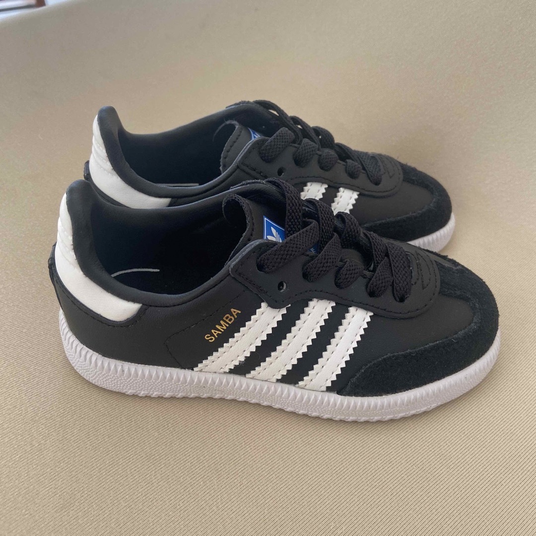 adidas(アディダス)の値下げ中　『美品』adidas samba 13.5cm キッズ/ベビー/マタニティのキッズ靴/シューズ(15cm~)(スニーカー)の商品写真