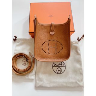 エルメス(Hermes)のミニエブリンTPM 18　ゴールド　エルメス　アマゾン(ショルダーバッグ)