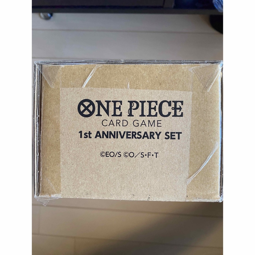 ONE PIECE(ワンピース)のONE PIECE カードゲーム 1st ANNIVERSARY SET エンタメ/ホビーのトレーディングカード(Box/デッキ/パック)の商品写真