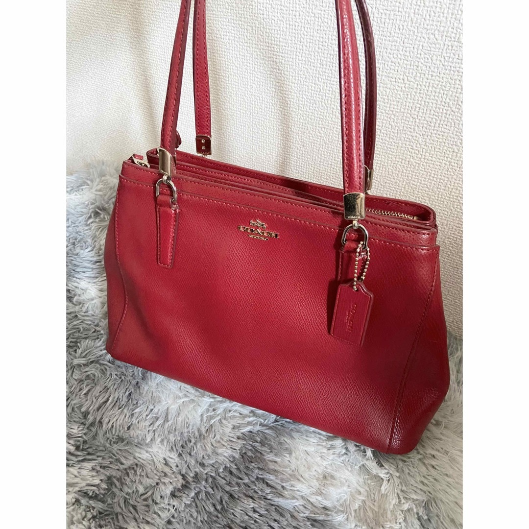 COACH コーチ ショルダーバッグ ハンドバッグ 赤 | フリマアプリ ラクマ