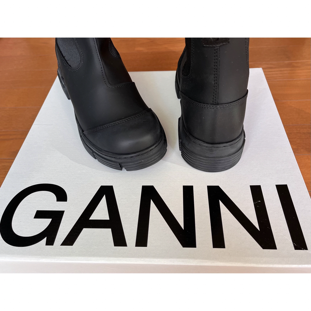 新品 未使用　GANNI ガニー　ラバー ブーツ　37黒 5