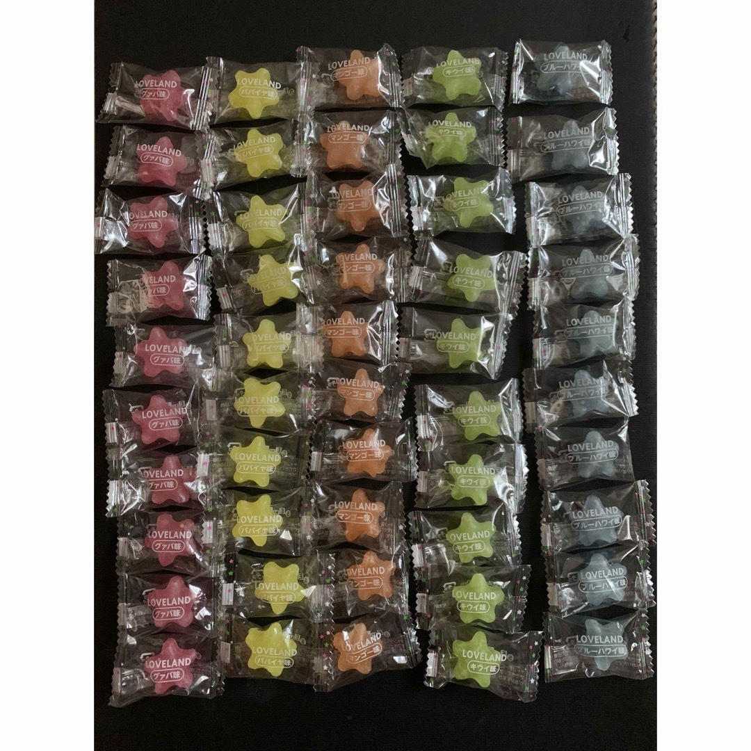 LOVELANDキャンディ　100個 食品/飲料/酒の食品(菓子/デザート)の商品写真