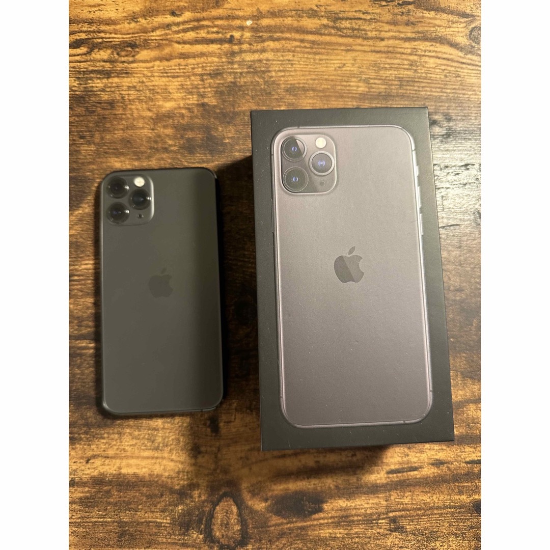 iPhone(アイフォーン)のApple iPhone 11 Pro 64GB MWC22J/Aスペースグレイ スマホ/家電/カメラのスマートフォン/携帯電話(スマートフォン本体)の商品写真