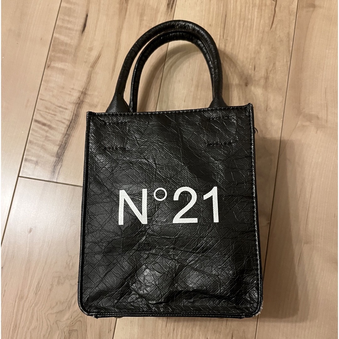 N°21 - No.21 ヌメロヴェントゥーノ 黒 バッグ 阪急の通販 by aki's ...