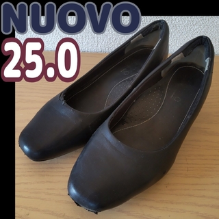 ヌォーボ(Nuovo)の＊T【傷汚れあり】NUOVO ヌォーボ スクエアトゥ パンプス 25.0 就活(ハイヒール/パンプス)