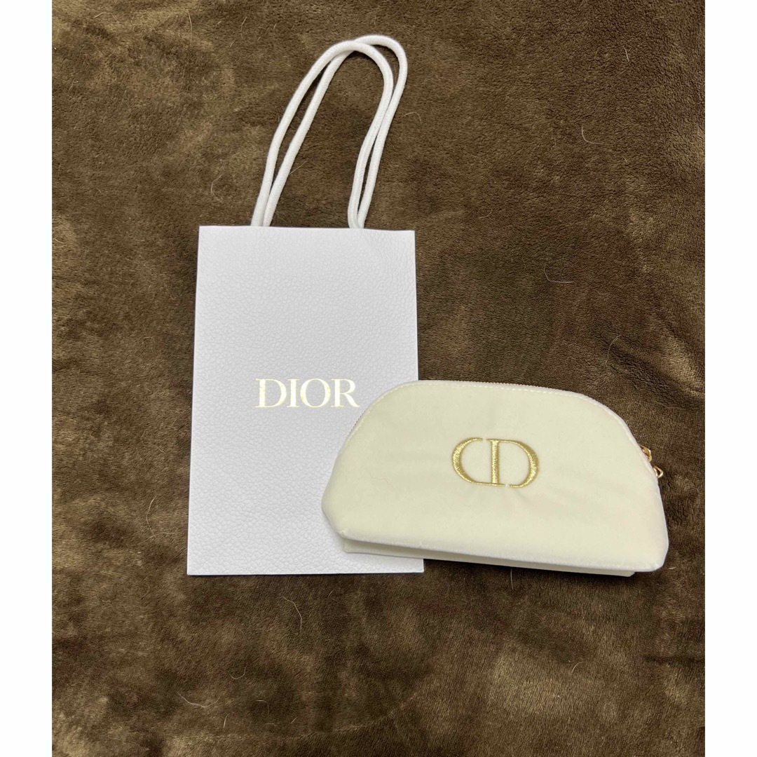 Christian Dior(クリスチャンディオール)のディオール✨ホリデー✨ポーチ レディースのファッション小物(ポーチ)の商品写真