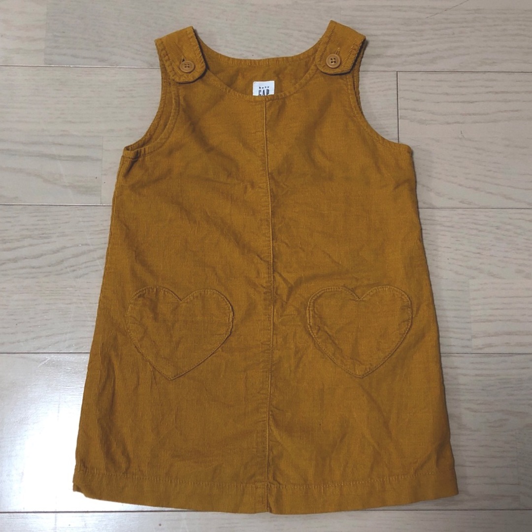 babyGAP(ベビーギャップ)のbaby GAP 秋冬セット90cm前後　女の子 キッズ/ベビー/マタニティのキッズ服女の子用(90cm~)(ジャケット/上着)の商品写真