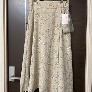 クチュールブローチ(Couture Brooch)のクチュールブローチ　ロングフレアースカート　新品未使用(ロングスカート)