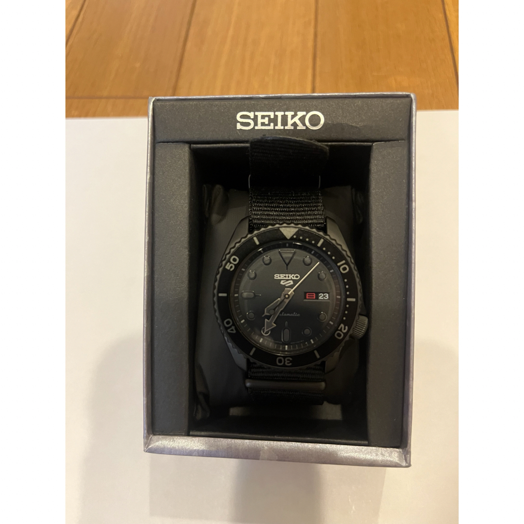 【SEIKO】セイコー5 スポーツ オールブラック 自動巻き 機械式時計