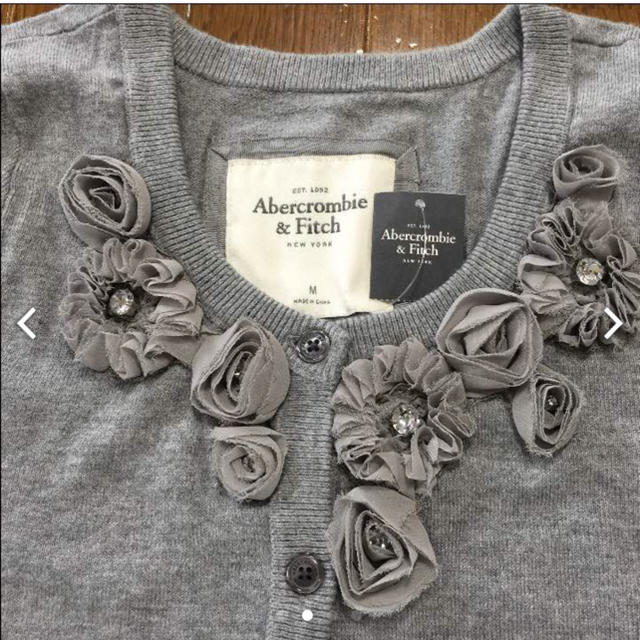 Abercrombie&Fitch(アバクロンビーアンドフィッチ)のRio様専用 ⭐︎新品 タグ付き アバクロカーディガン レディースのトップス(カーディガン)の商品写真