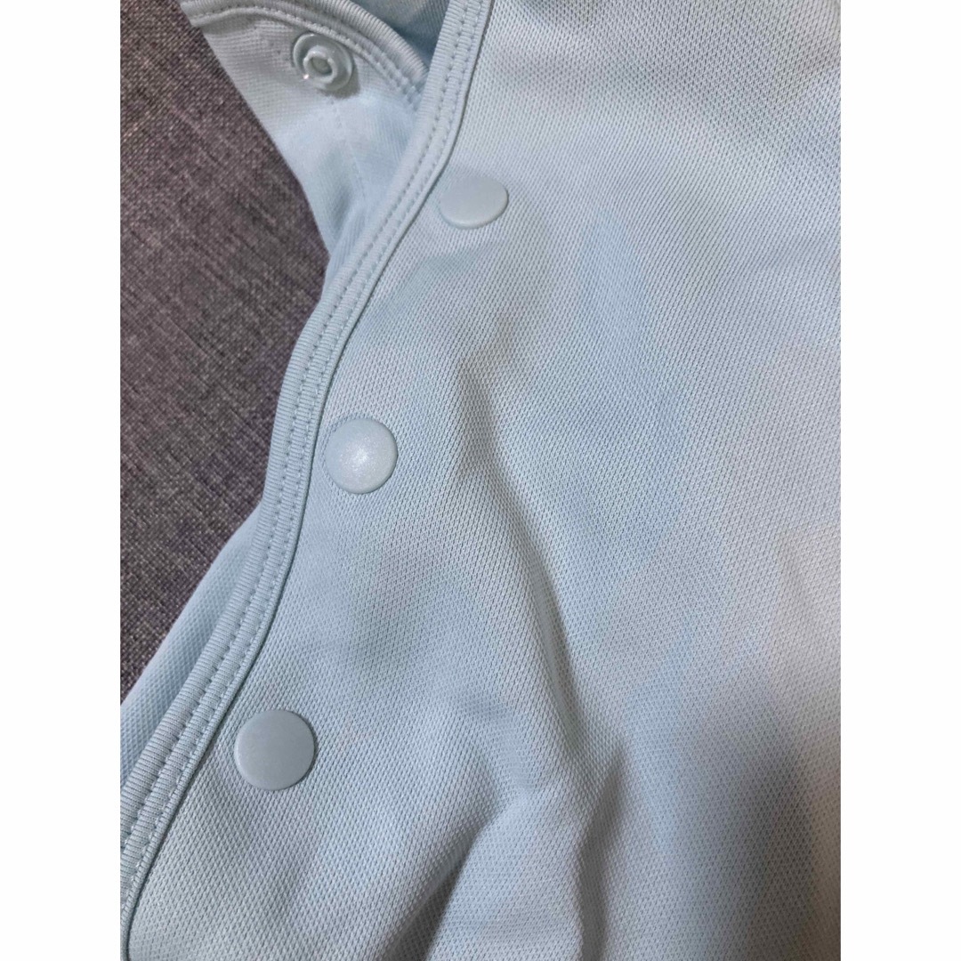 UNIQLO(ユニクロ)のユニクロ　カーディガン　水色　80 キッズ/ベビー/マタニティのベビー服(~85cm)(カーディガン/ボレロ)の商品写真