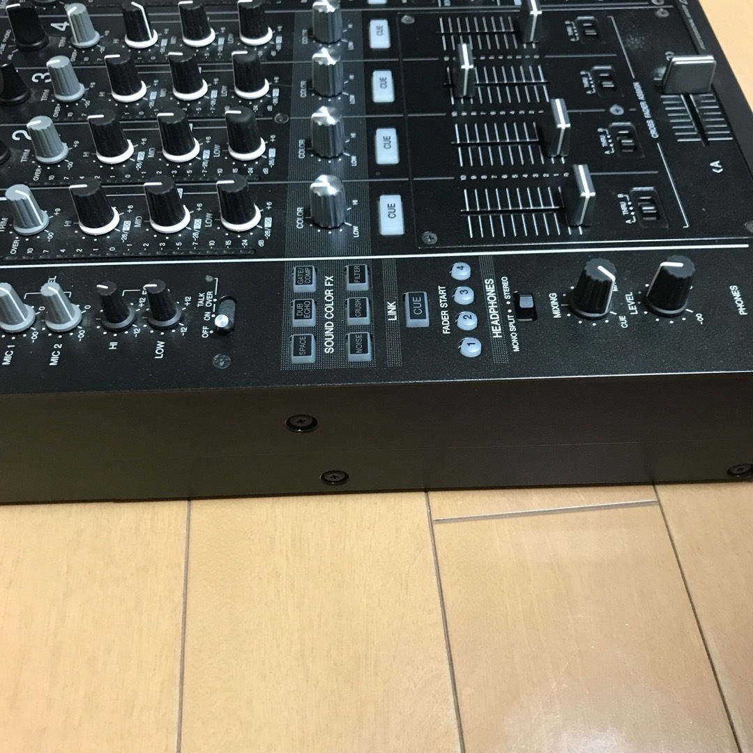 Pioneer(パイオニア)の【希少】DJM900 SRT serato Pioneer 楽器のDJ機器(DJミキサー)の商品写真