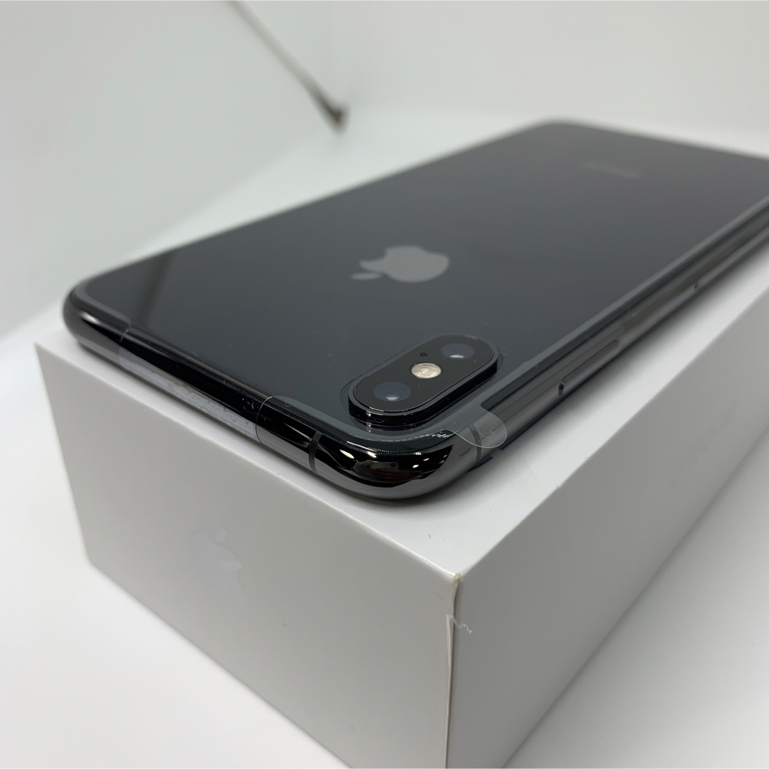 新品　iPhone Xs Max Space Gray 256GB SIMフリー 3