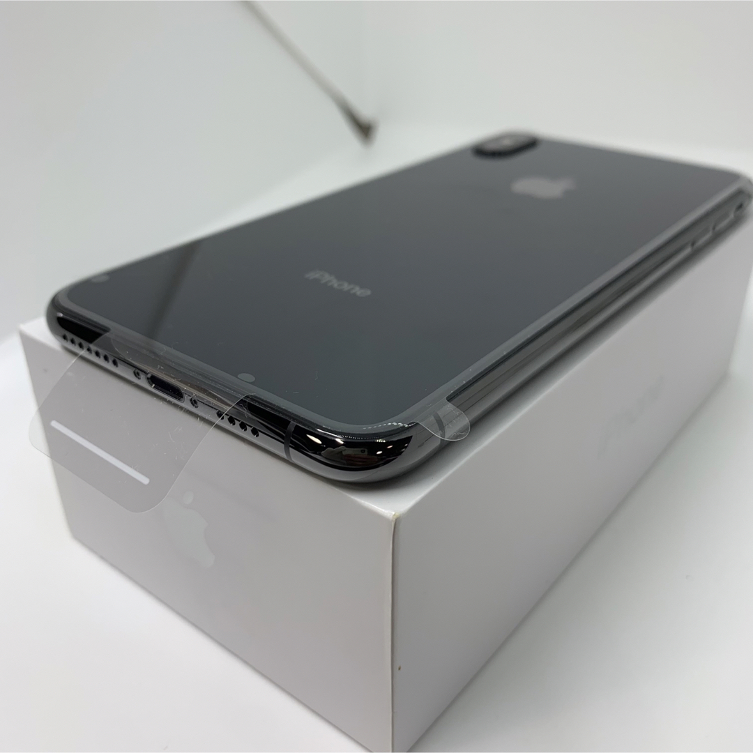 新品　iPhone Xs Max Space Gray 256GB SIMフリー 2