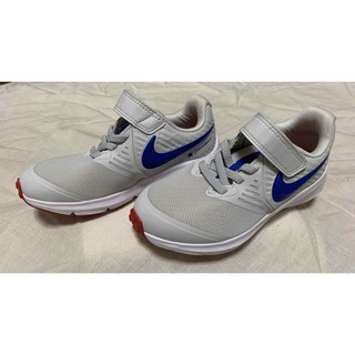 ナイキ(NIKE)の未使用　NIKE STARRUNNER2.0 スニーカー(スニーカー)