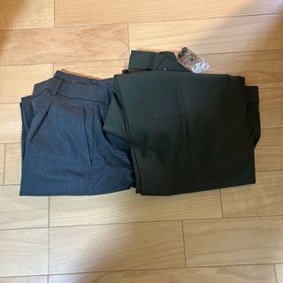 ユニクロ(UNIQLO)のタックワイドパンツ（ワンタック・丈標準69～71cm）(カジュアルパンツ)