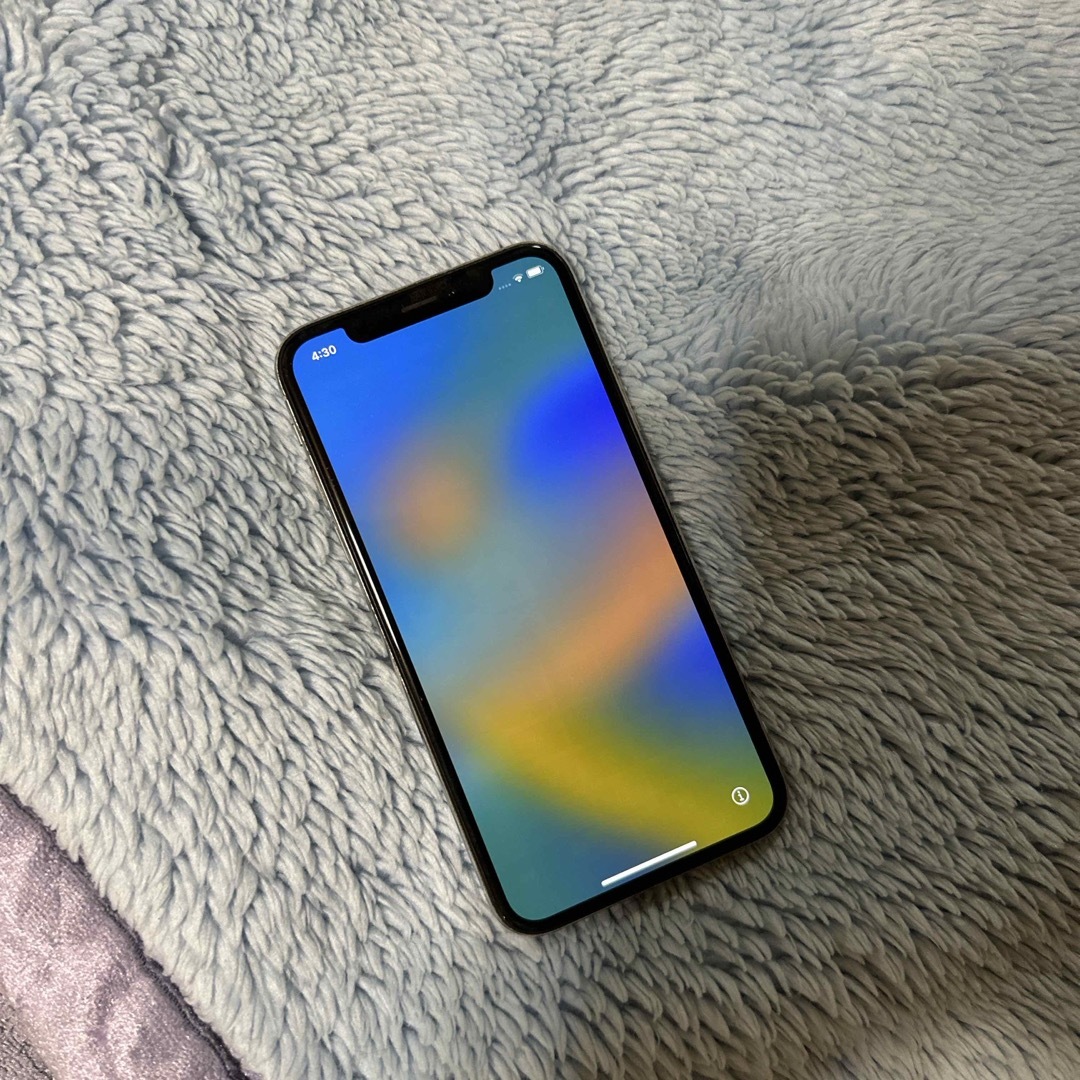 Apple(アップル)のiPhone X スマホ/家電/カメラのスマートフォン/携帯電話(スマートフォン本体)の商品写真