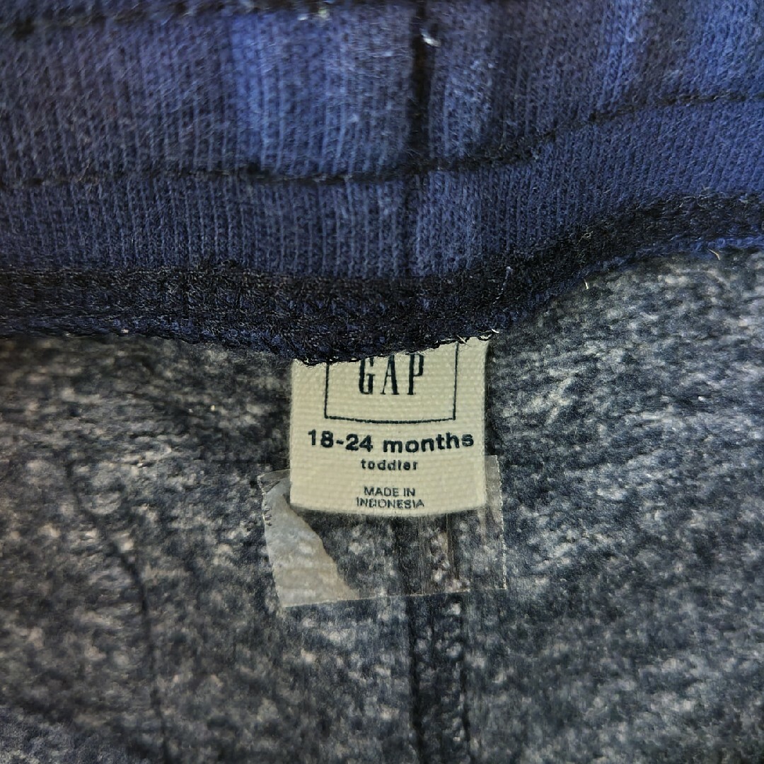 babyGAP(ベビーギャップ)のbaby　GAP　裏起毛　スウェット　パンツ キッズ/ベビー/マタニティのキッズ/ベビー/マタニティ その他(その他)の商品写真