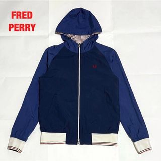 FRED PERRY　フレッドペリー　リバーシブルパーカー　ナイロンジャケット