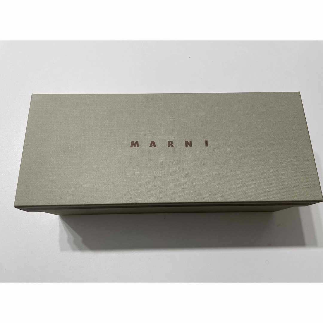 Marni(マルニ)の【美品】MARNI  マルニ　ビーチサンダル　ブラック　38〜39 レディースの靴/シューズ(サンダル)の商品写真