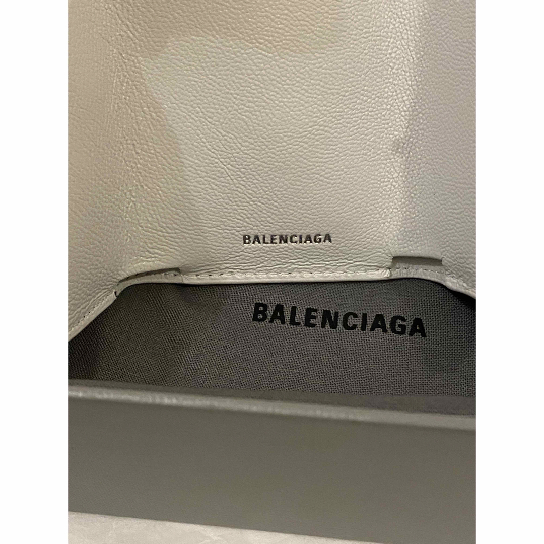 バレンシアガ BALENCIAGA   三つ折り財布 ホワイト　ドット　水玉 5